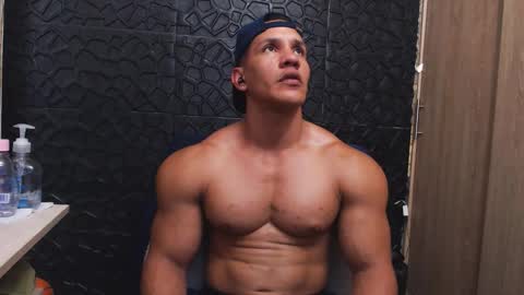 Viktor Herrera online show from 8, 11, 2025