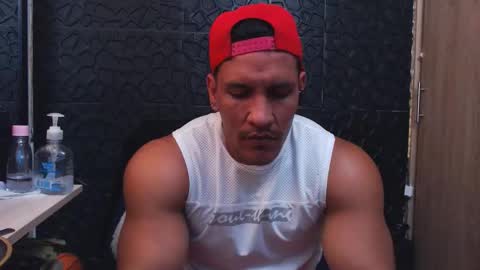 Viktor Herrera online show from 11, 11, 2025