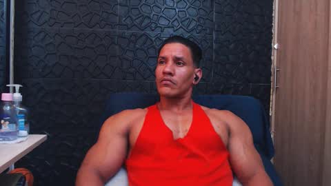 Viktor Herrera online show from 25, 11, 2025