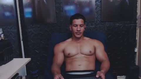 Viktor Herrera online show from 2, 5, 2026