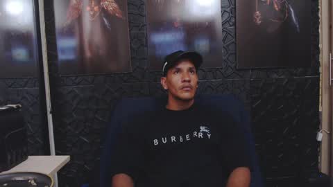 Viktor Herrera online show from 4, 5, 2026