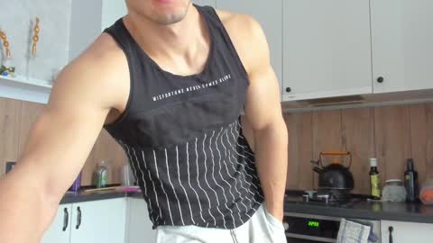 Vincent.  uncut 18cm online show from 12, 1, 2025