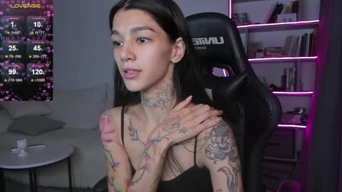 vinkitinkii online show from 21, 12, 2024