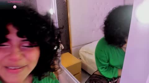 Snapshot of vinksmokee chatting on 3, 3, 2026 Vin online show from 3, 3, 2026