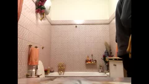 Zenith online show from 17, 2, 2025