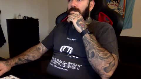 VinnyVonDoom online show from 7, 11, 2025