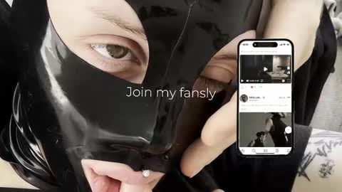 Diva Silvia online show from 1, 2, 2026