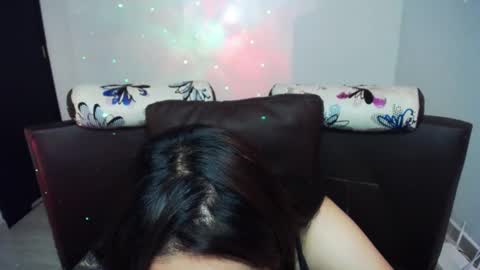 Snapshot of vio_let_ chatting on 15, 12, 2024 Daniela online show from 15, 12, 2024