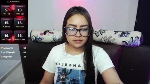 Snapshot of vio_let_ chatting on 16, 2, 2025 Daniela online show from 16, 2, 2025