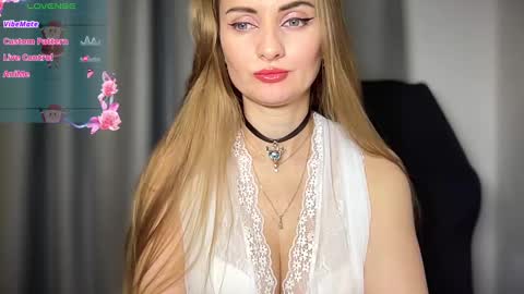 Funny  girl online show from 22, 12, 2024