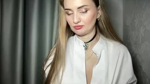 Funny  girl online show from 29, 12, 2024
