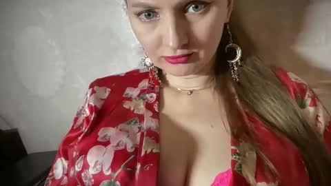 Funny  girl online show from 15, 4, 2026