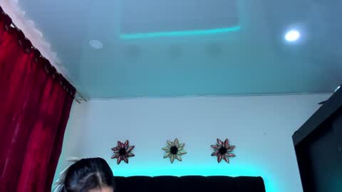   online show from 10, 12, 2024