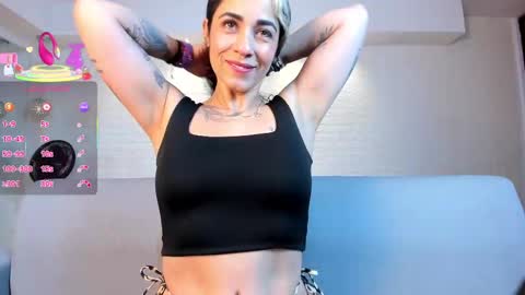 Violett  Everyday From 0530 to 1430 Col Time online show from 11, 3, 2025