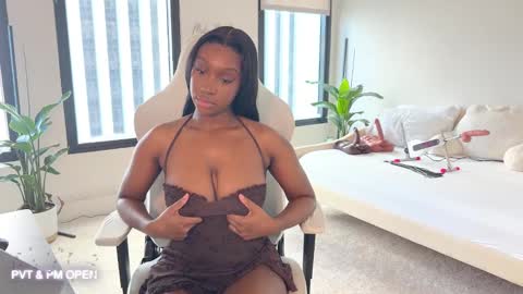 Fantasy Black Girl online show from 2, 2, 2025