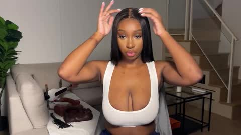 Snapshot of violet6xft chatting on 21, 10, 2025 Fantasy Black Girl online show from 21, 10, 2025