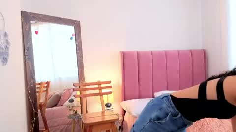 violet__15 online show from 8, 5, 2026