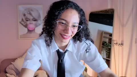 violet__15 online show from 25, 6, 2026