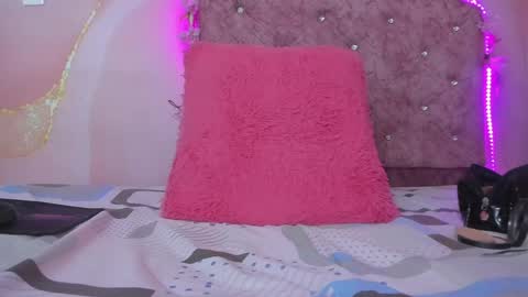 violet__taylor_ online show from 28, 3, 2026