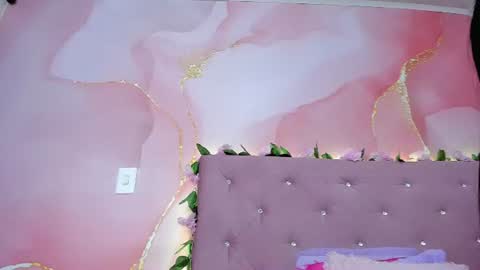 Snapshot of violet__taylor_ chatting on 25, 6, 2026 violet__taylor_ online show from 25, 6, 2026