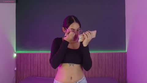 violet_and_dylan online show from 5, 2, 2026