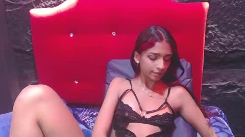 Snapshot of violet_angel13 chatting on 9, 4, 2026 Violet online show from 9, 4, 2026