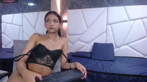 Snapshot of violet_angel13 chatting on 6, 7, 2026 Violet online show from 6, 7, 2026