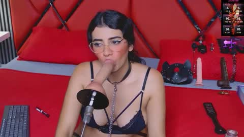 Snapshot of violet_bdsm chatting on 12, 3, 2026 Violet online show from 12, 3, 2026