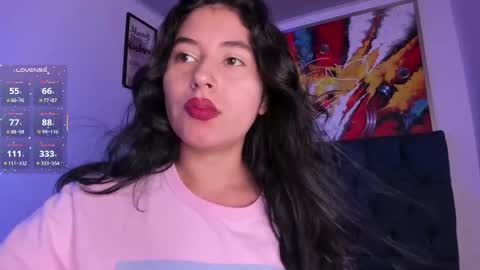 Snapshot of violet_blaze chatting on 6, 11, 2025 online show from 6, 11, 2025