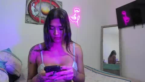 Snapshot of violet_evans1 chatting on 26, 1, 2025 Violet online show from 26, 1, 2025