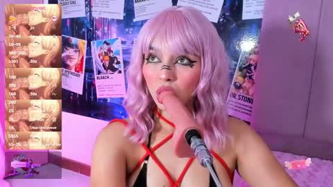 Snapshot of violet_fiore chatting on 11, 10, 2025 Violet Fiore online show from 11, 10, 2025