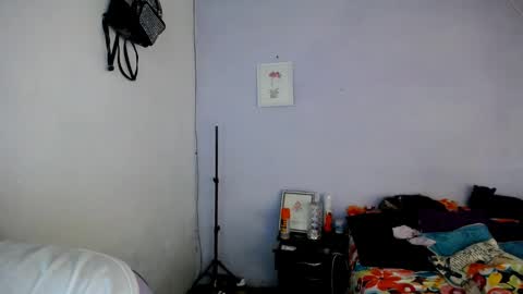 Snapshot of violet_hyuga chatting on 25, 2, 2025 violet_hyuga online show from 25, 2, 2025