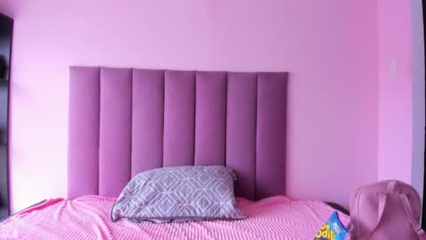 violet online show from 29, 9, 2025