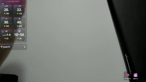 Snapshot of violet_sg chatting on 4, 3, 2025 violet online show from 4, 3, 2025