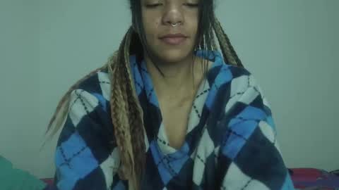 Snapshot of violet_smmithh chatting on 2, 1, 2025 Violet online show from 2, 1, 2025