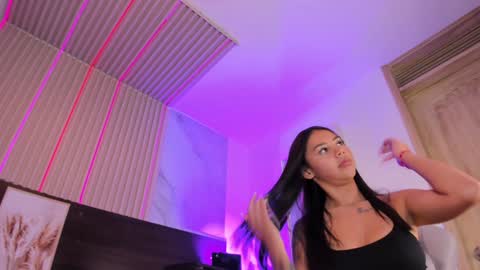 Violeta online show from 4, 2, 2025