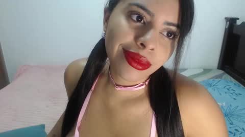 Snapshot of violeta_53 chatting on 5, 2, 2025 Violeta online show from 5, 2, 2025