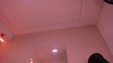 Snapshot of violeta_abel chatting on 12, 9, 2025 Violeta  online show from 12, 9, 2025