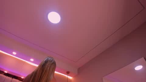 Snapshot of violeta_abel chatting on 25, 9, 2025 Violeta  online show from 25, 9, 2025