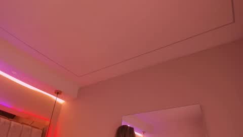 Snapshot of violeta_abel chatting on 1, 10, 2025 Violeta  online show from 1, 10, 2025