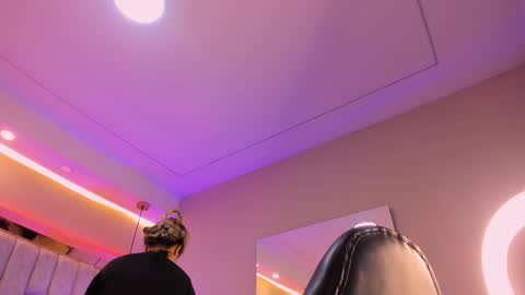 Snapshot of violeta_abel chatting on 10, 10, 2025 Violeta  online show from 10, 10, 2025