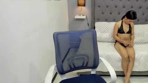 VIOLETA AND MAXX online show from 19, 12, 2025