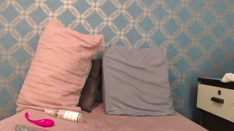 Violeta  online show from 17, 12, 2024