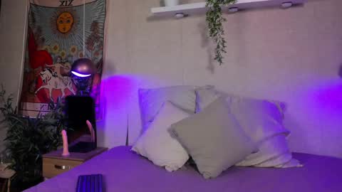 Violeta  online show from 30, 9, 2025