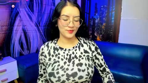     online show from 19, 2, 2025