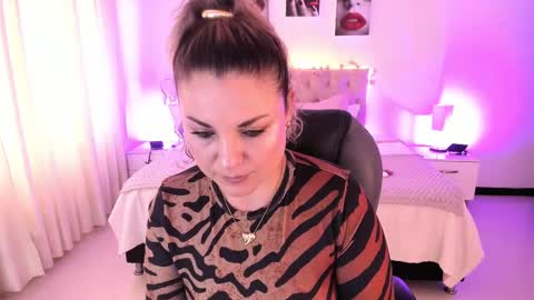 violeta_hotter_ online show from 6, 10, 2025