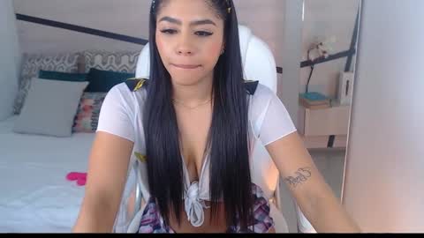 Violeta leon online show from 22, 1, 2025