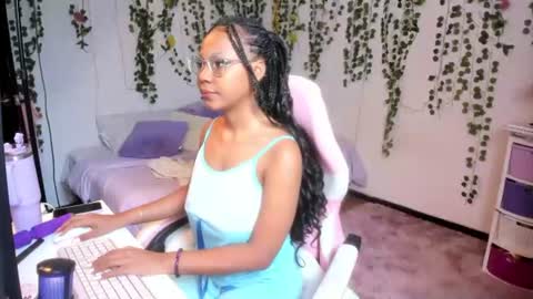 Snapshot of violeta_miler_ chatting on 18, 6, 2026 Violeta online show from 18, 6, 2026