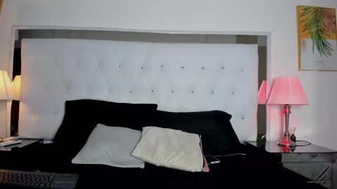 Snapshot of violeta_rosex chatting on 17, 12, 2024 violeta_rosex online show from 17, 12, 2024