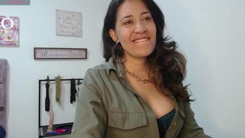 violeta_scott_ online show from 19, 3, 2026